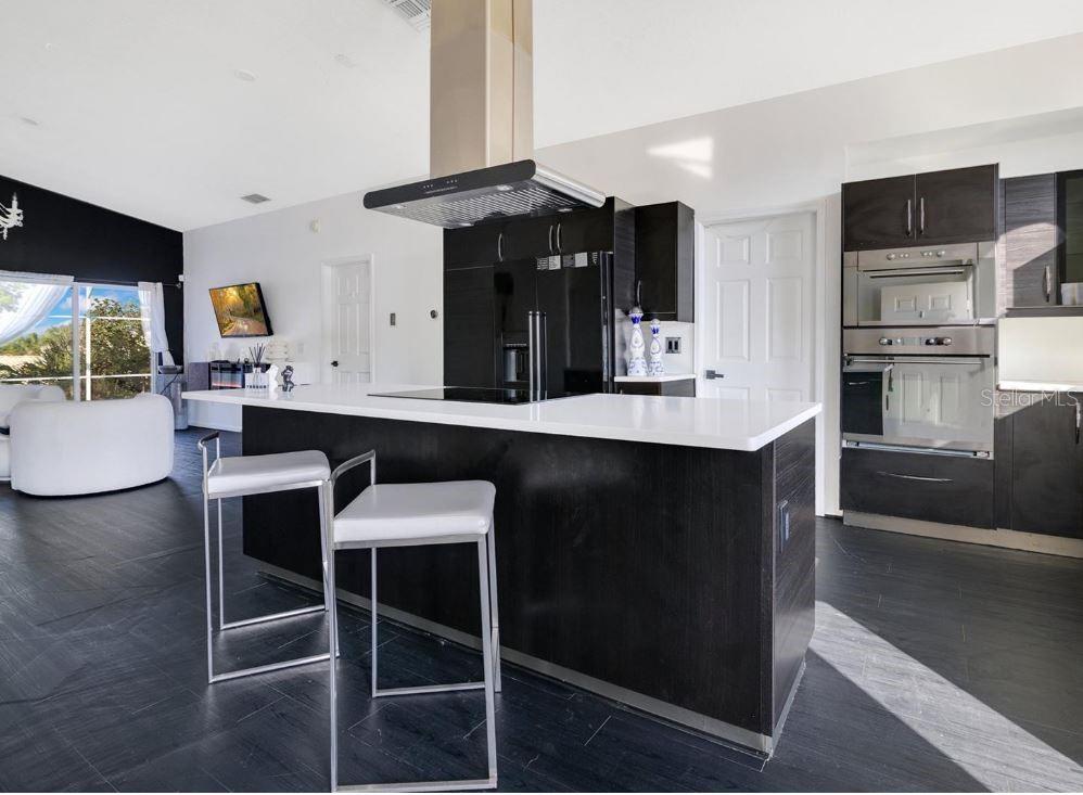 Image 11 of 20 For 8076 Aspencrest Court