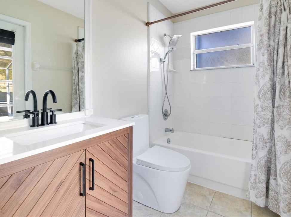 Image 13 of 20 For 8076 Aspencrest Court