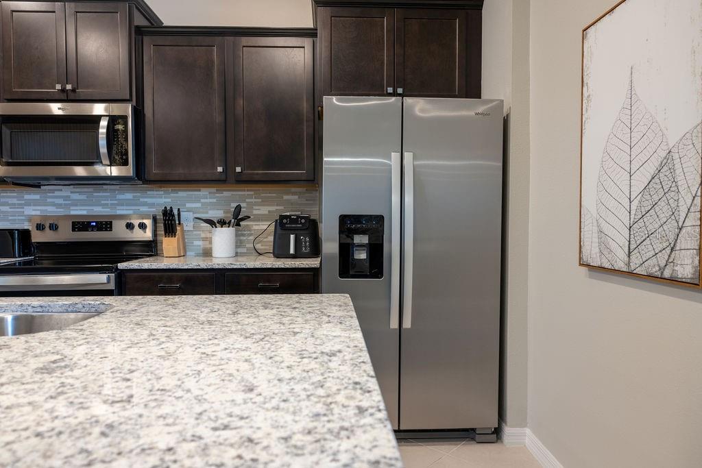 Image 4 of 99 For 16222 Trinidad Way