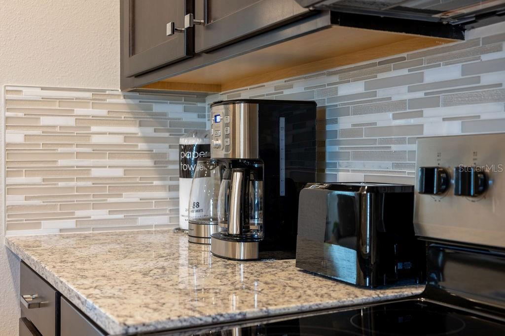 Image 6 of 99 For 16222 Trinidad Way