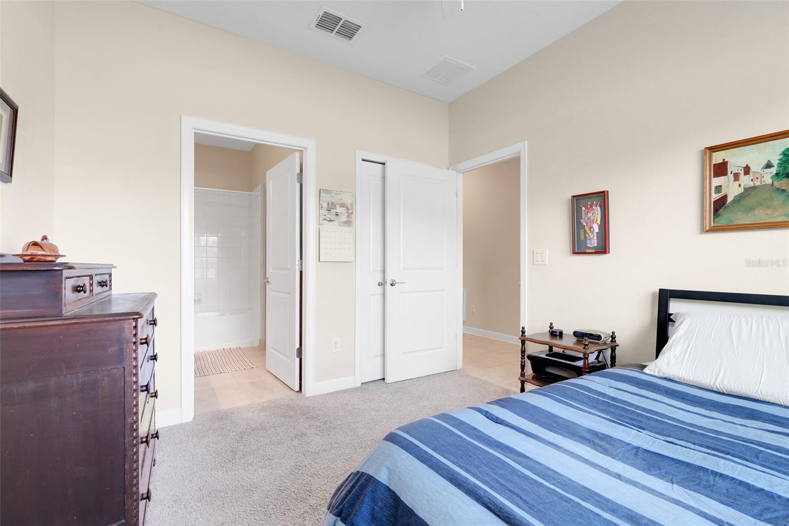 Image 19 of 40 For 3538 Belland Circle B