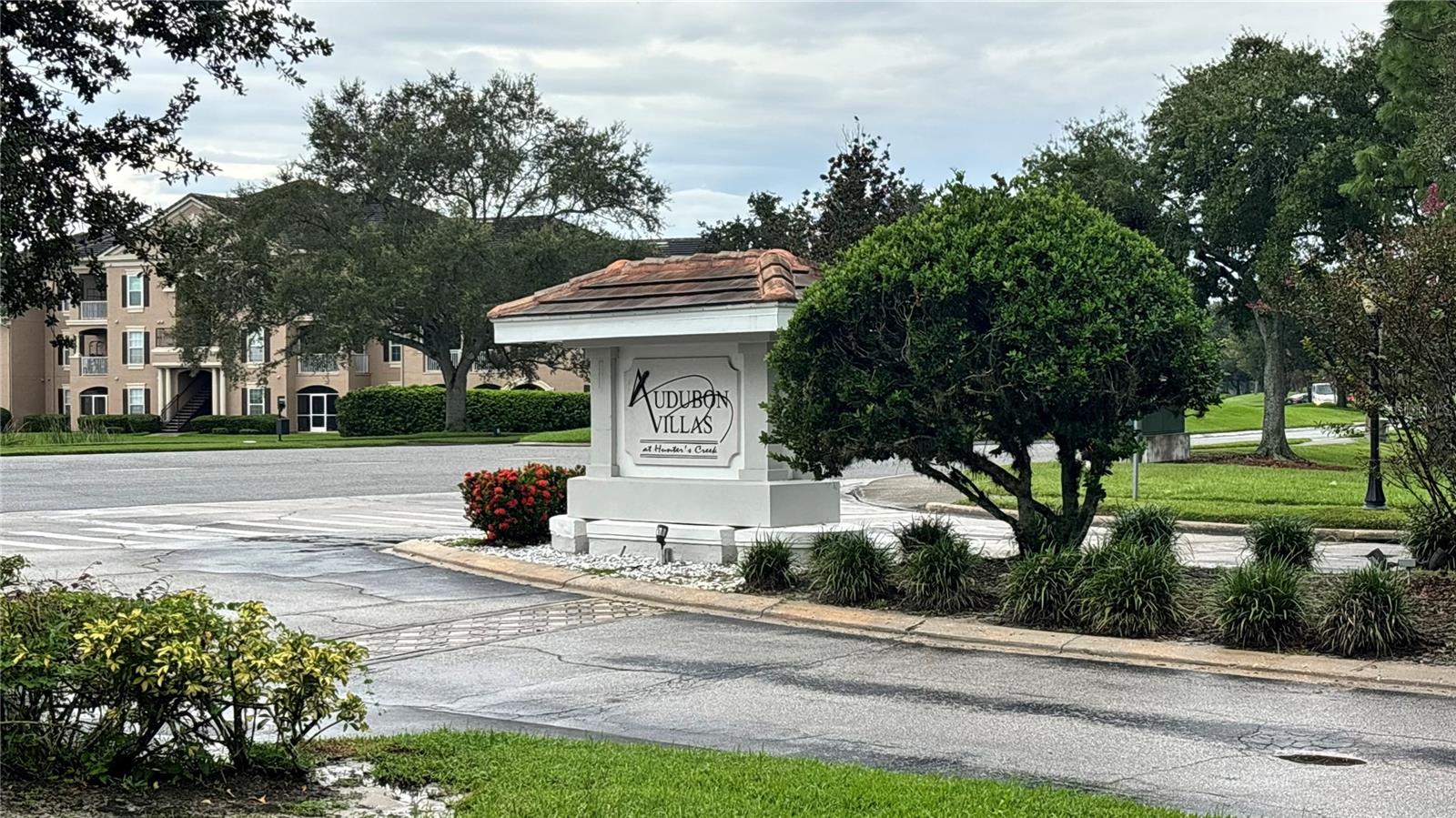 Image 2 of 21 For 13803 Fairway Island Drive 1627