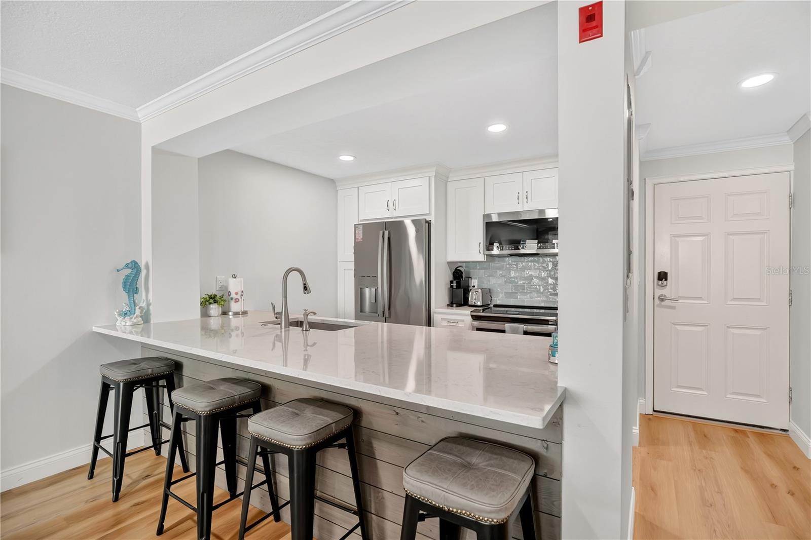 Image 11 of 34 For 4505 Atlantic Avenue 305