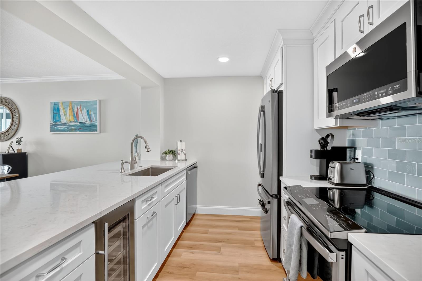 Image 12 of 34 For 4505 Atlantic Avenue 305