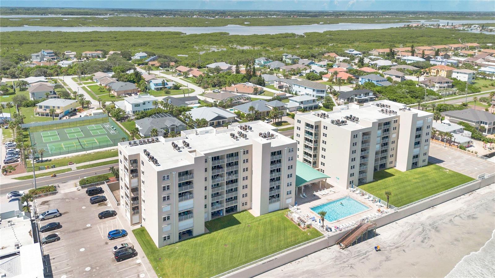 Image 32 of 34 For 4505 Atlantic Avenue 305