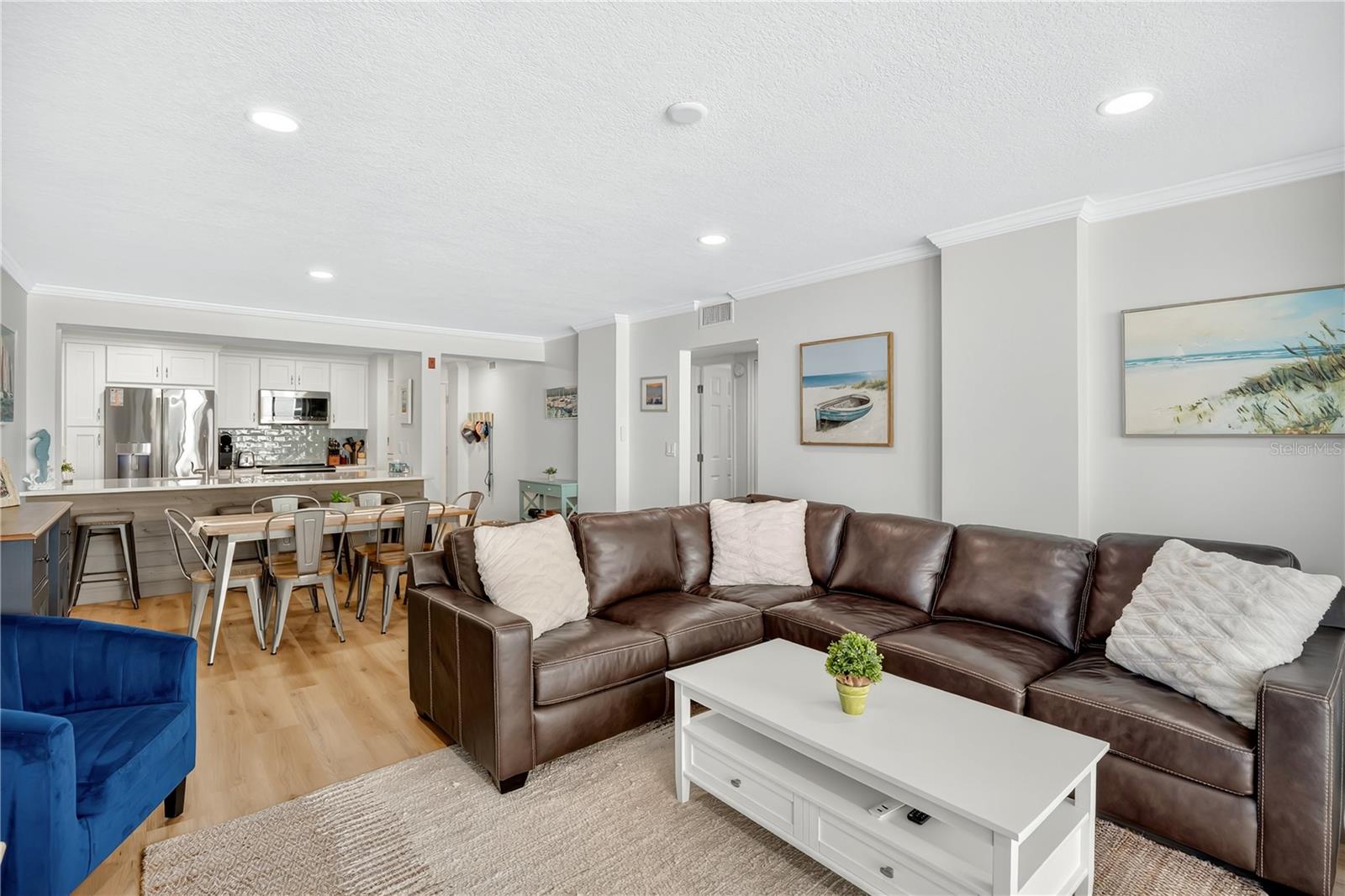 Image 8 of 34 For 4505 Atlantic Avenue 305
