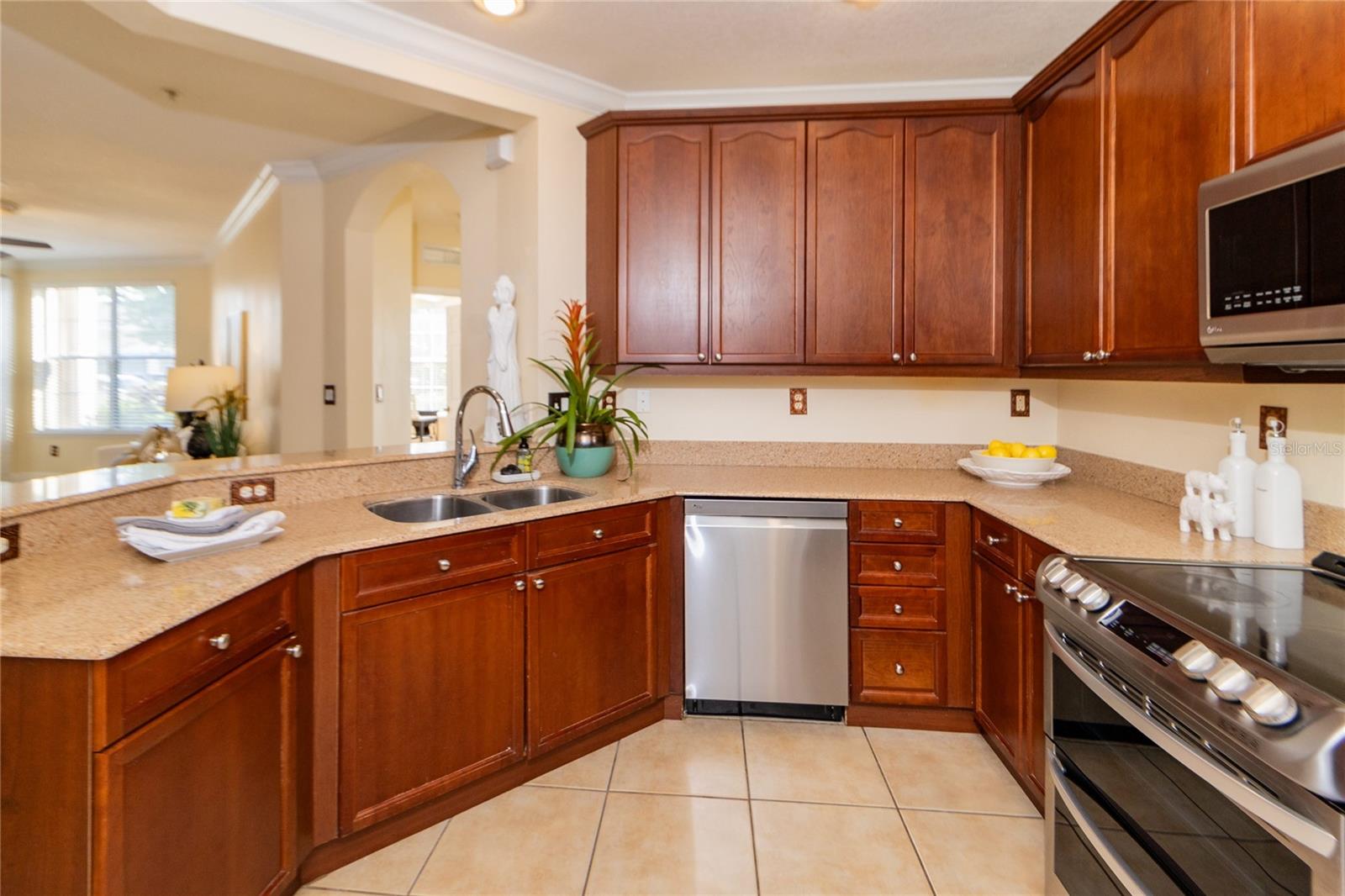 Image 11 of 28 For 8168 Boat Hook Loop 107