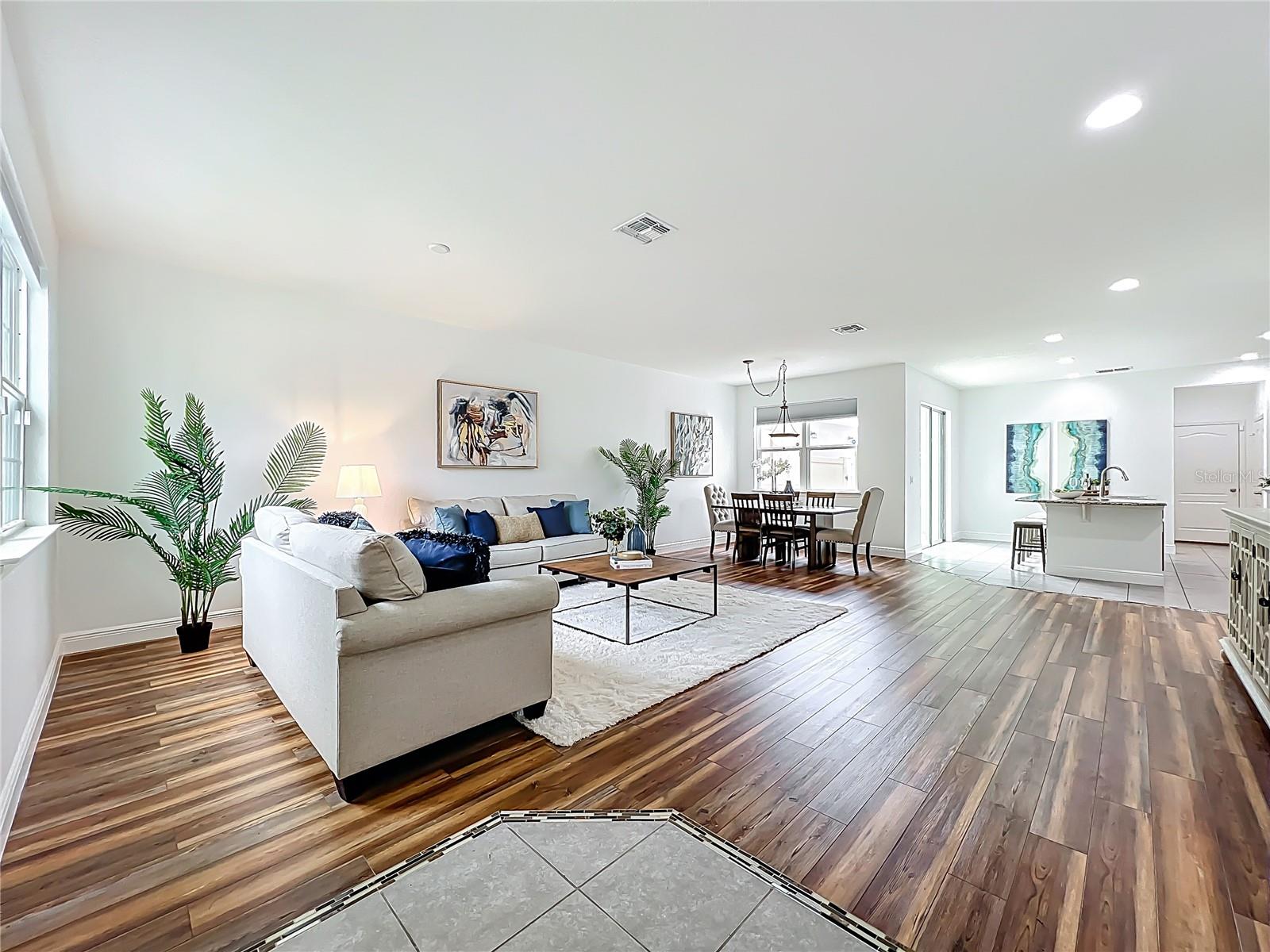Image 3 of 43 For 13742 Beckman Drive