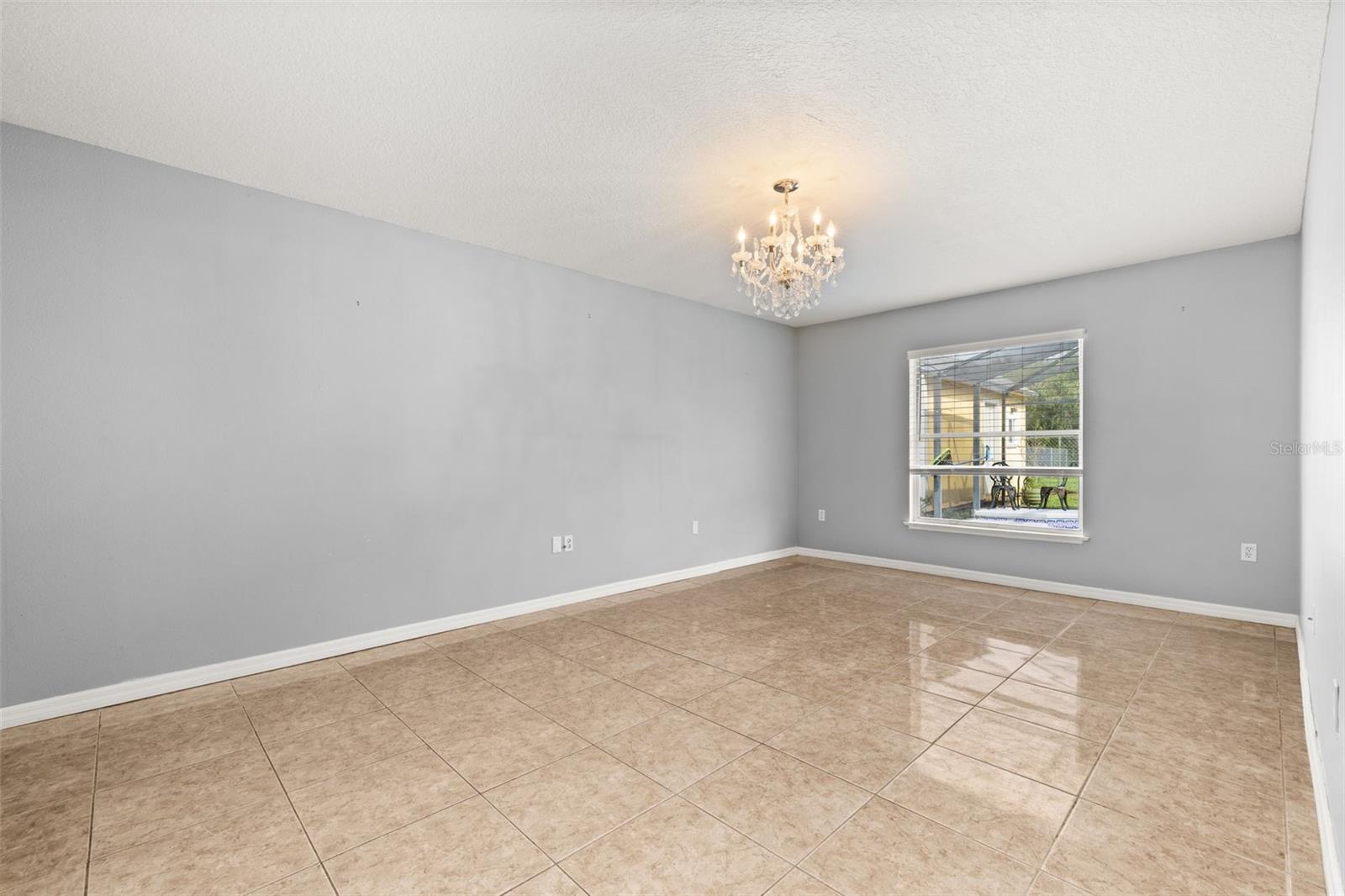 Image 27 of 57 For 846 Blanc Court