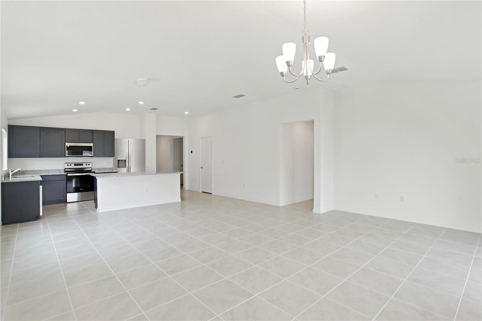 Image 16 of 18 For 9033 Hooton Way