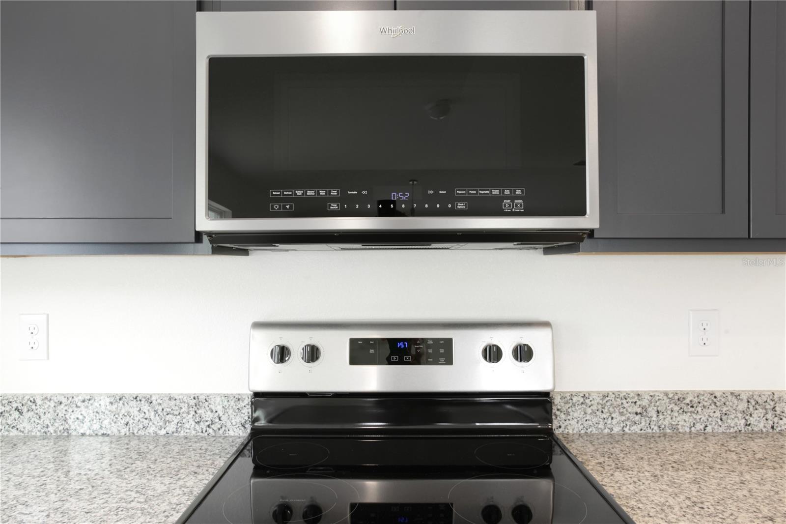 Image 5 of 18 For 9033 Hooton Way