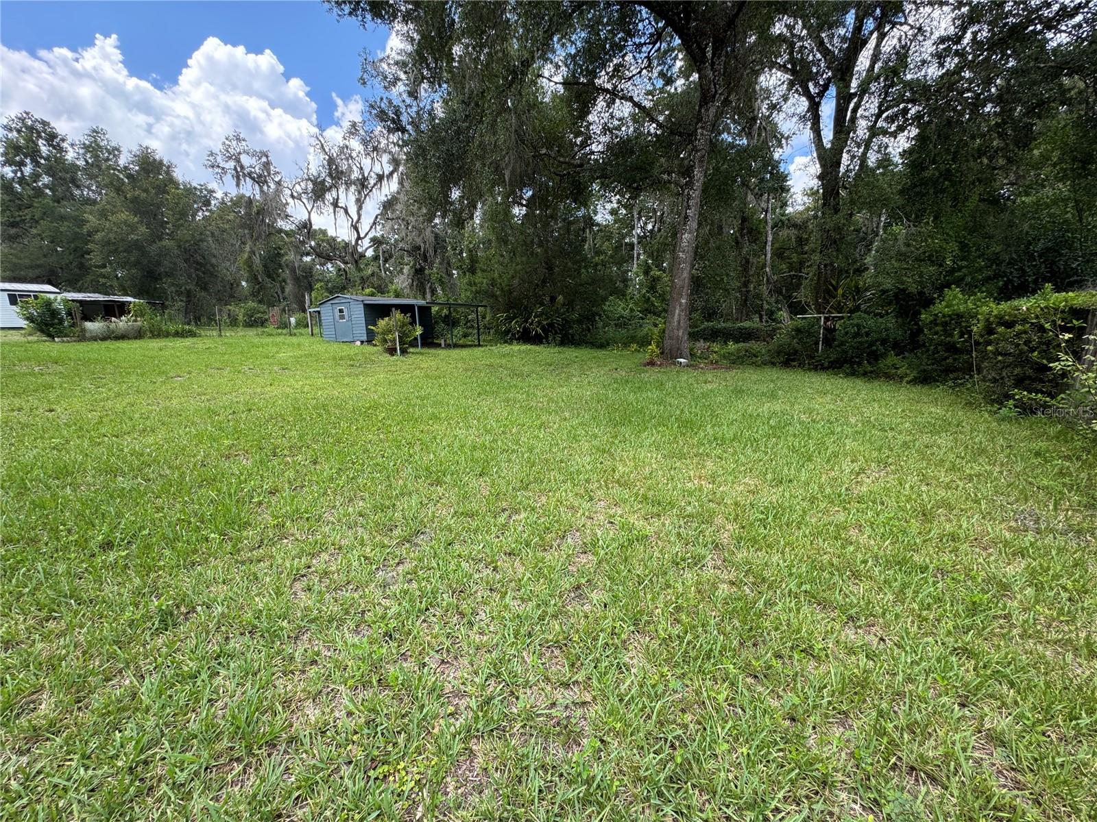 Listing photo id 36 for 8210 Cove Point