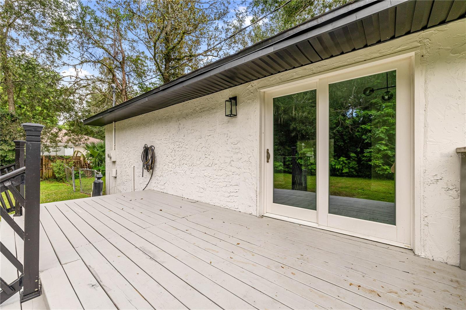 Image 19 of 25 For 11572 60th Avenue