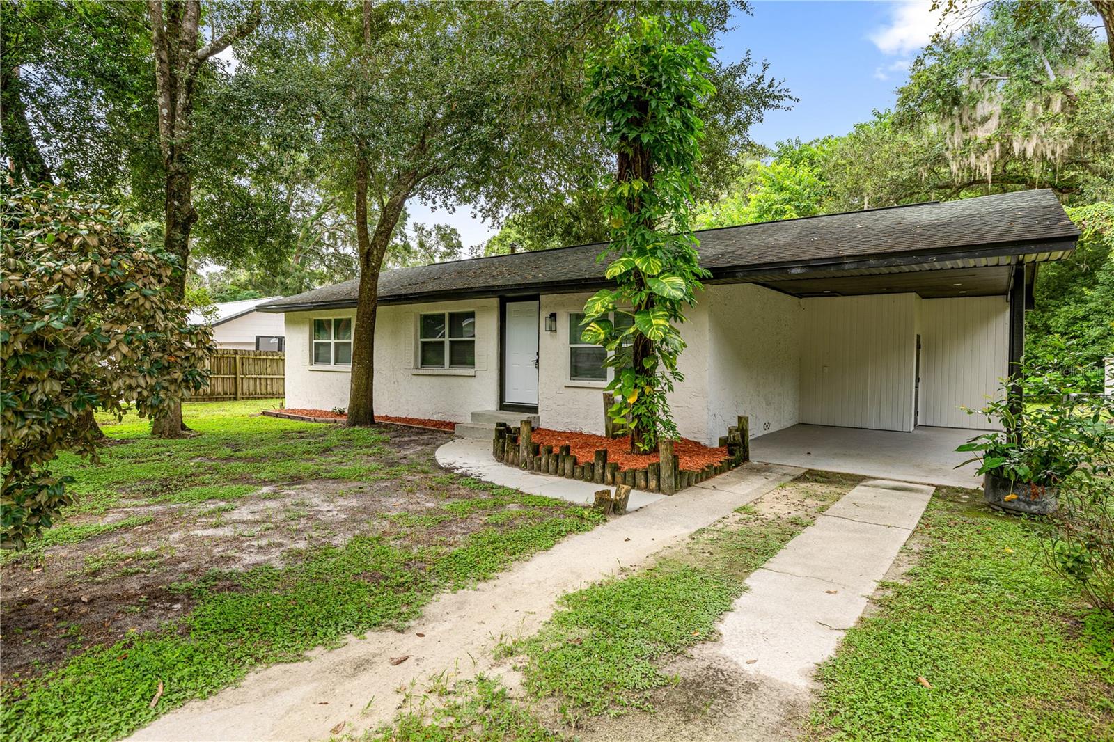 Image 22 of 25 For 11572 60th Avenue