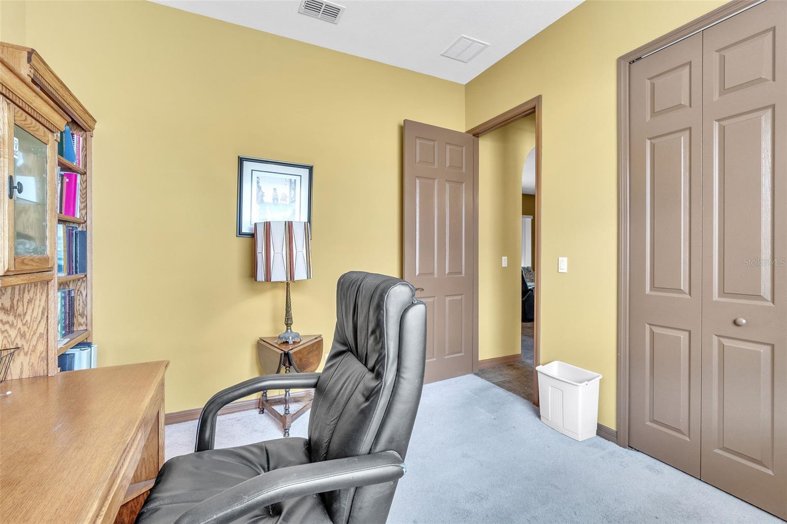 Image 10 of 37 For 2921 Falconhill Drive