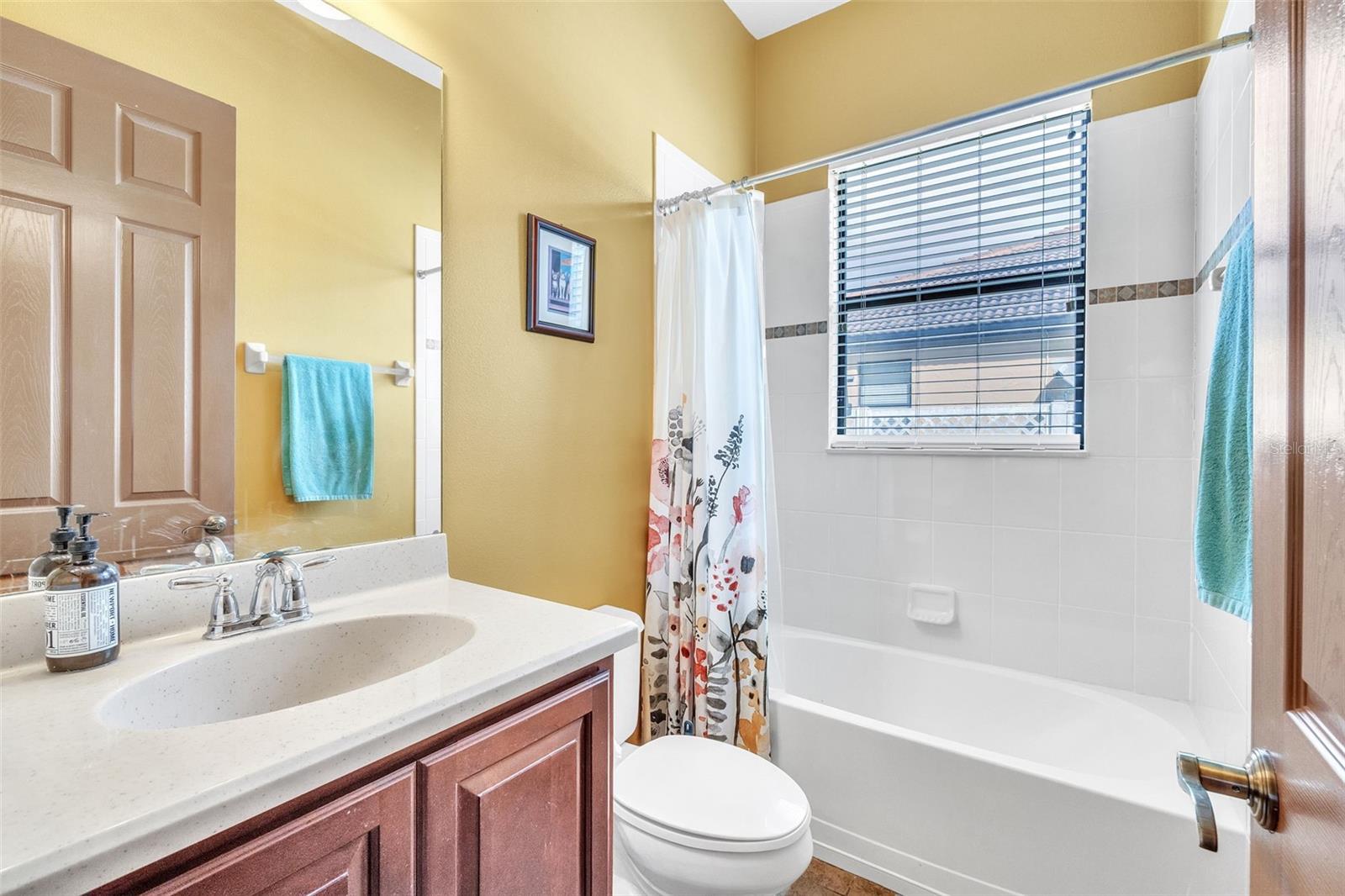 Image 11 of 37 For 2921 Falconhill Drive