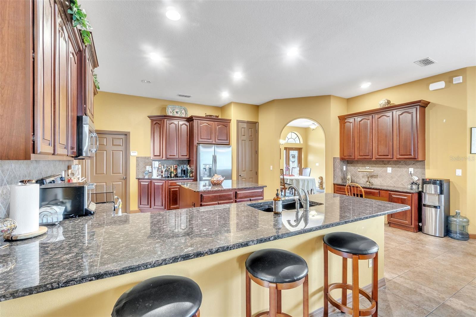 Image 26 of 37 For 2921 Falconhill Drive