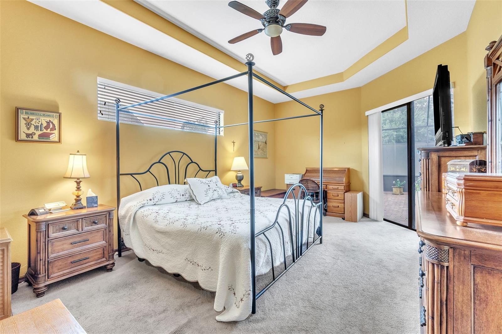Image 32 of 37 For 2921 Falconhill Drive
