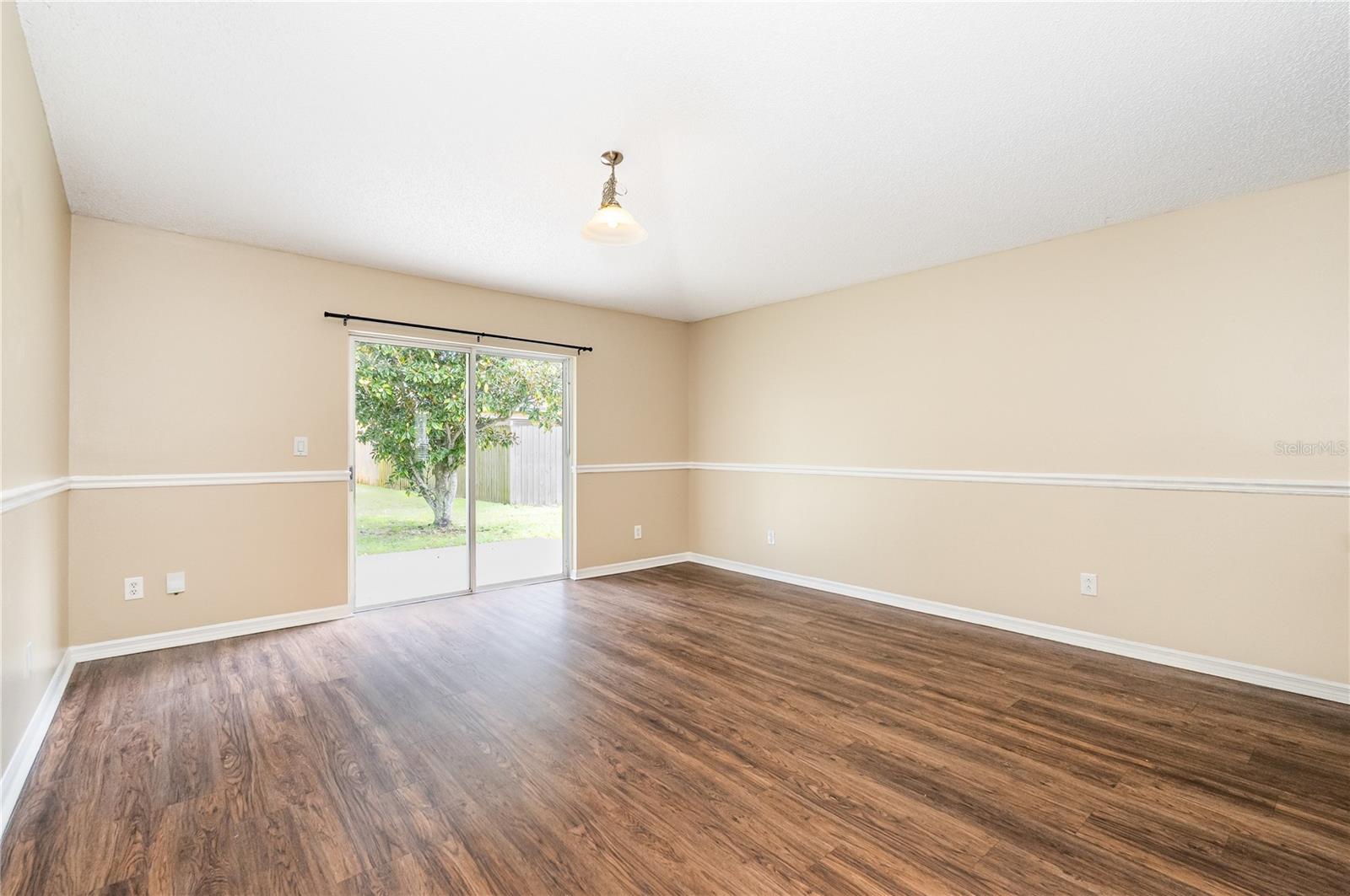 Image 4 of 16 For 4311 Swanna Drive