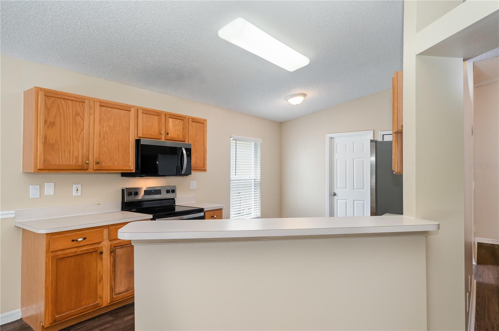 Image 5 of 16 For 4311 Swanna Drive