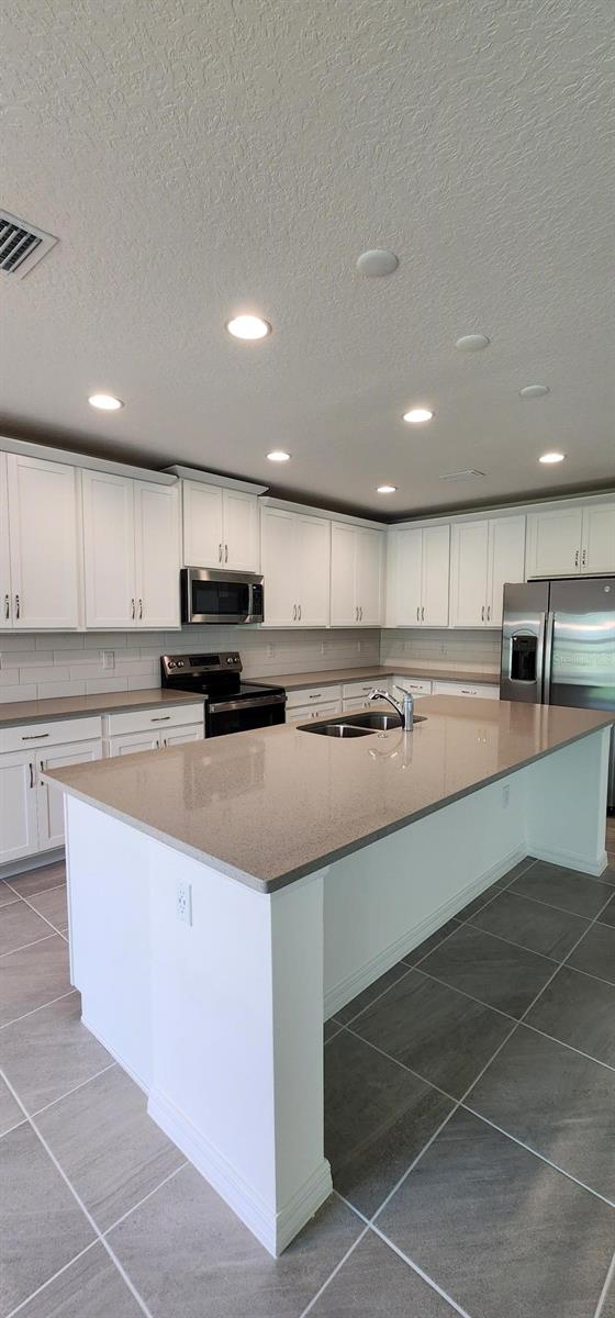 Image 3 of 15 For 4013 Serene Water Avenue