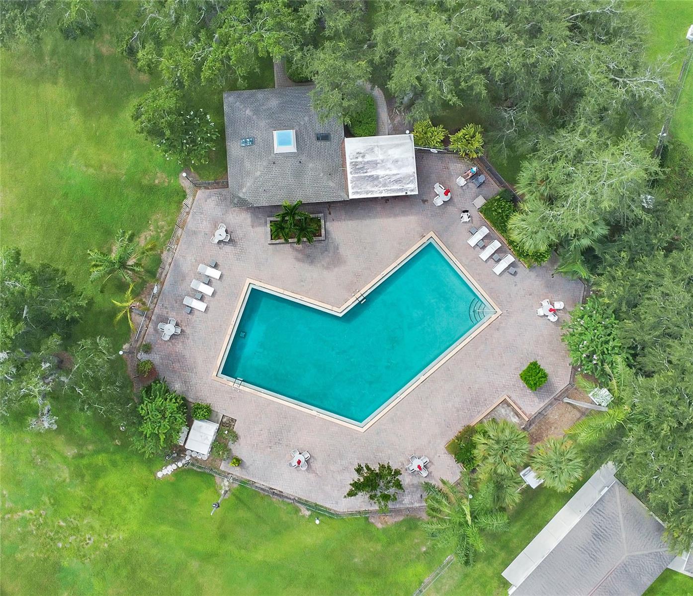 Image 21 of 23 For 1054 Lotus Cove Court 626