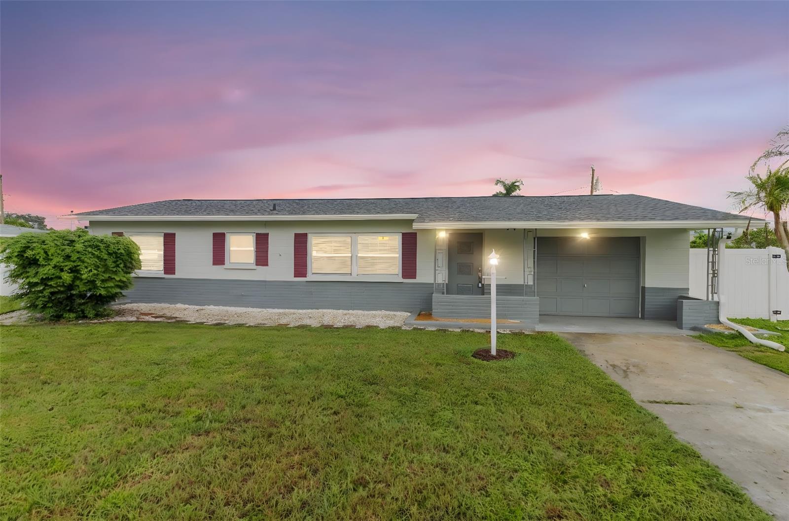 Image 3 of 28 For 1001 Lemonwood Avenue