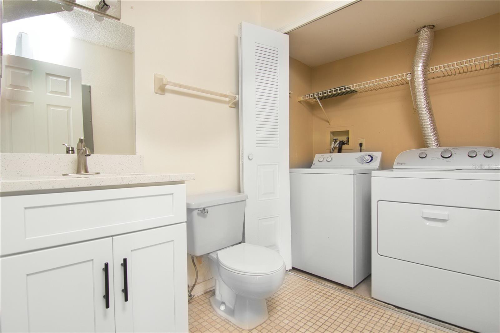Image 12 of 18 For 1621 Shady Ridge Court 255