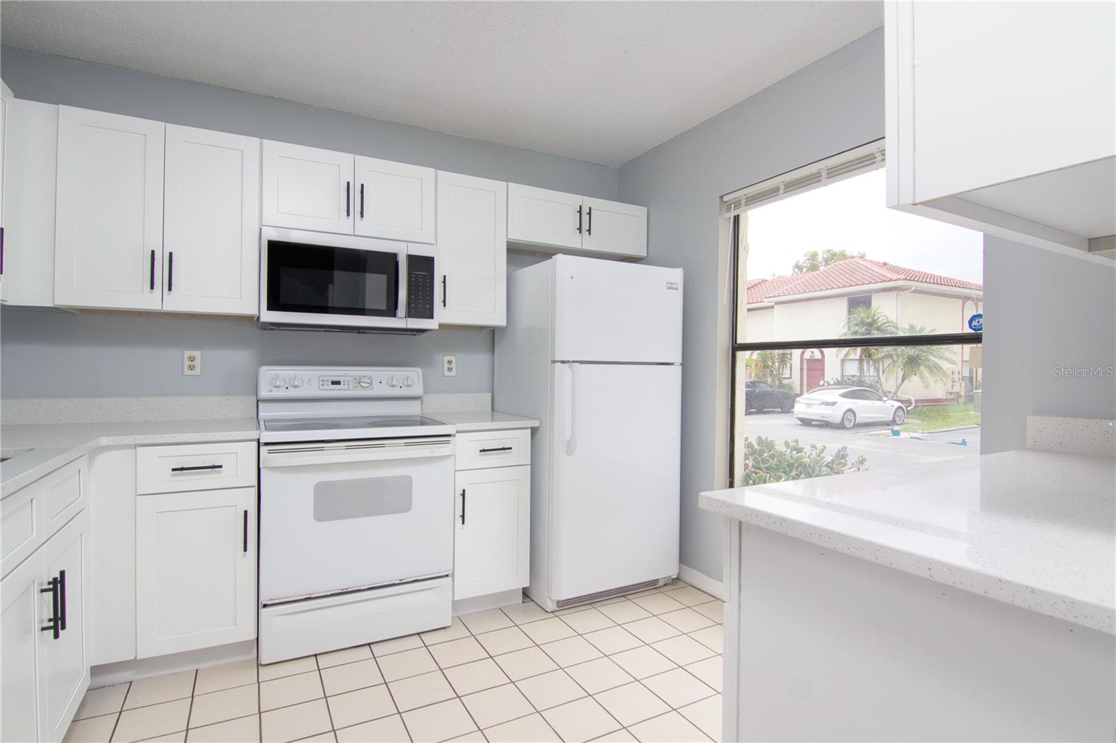 Image 6 of 18 For 1621 Shady Ridge Court 255