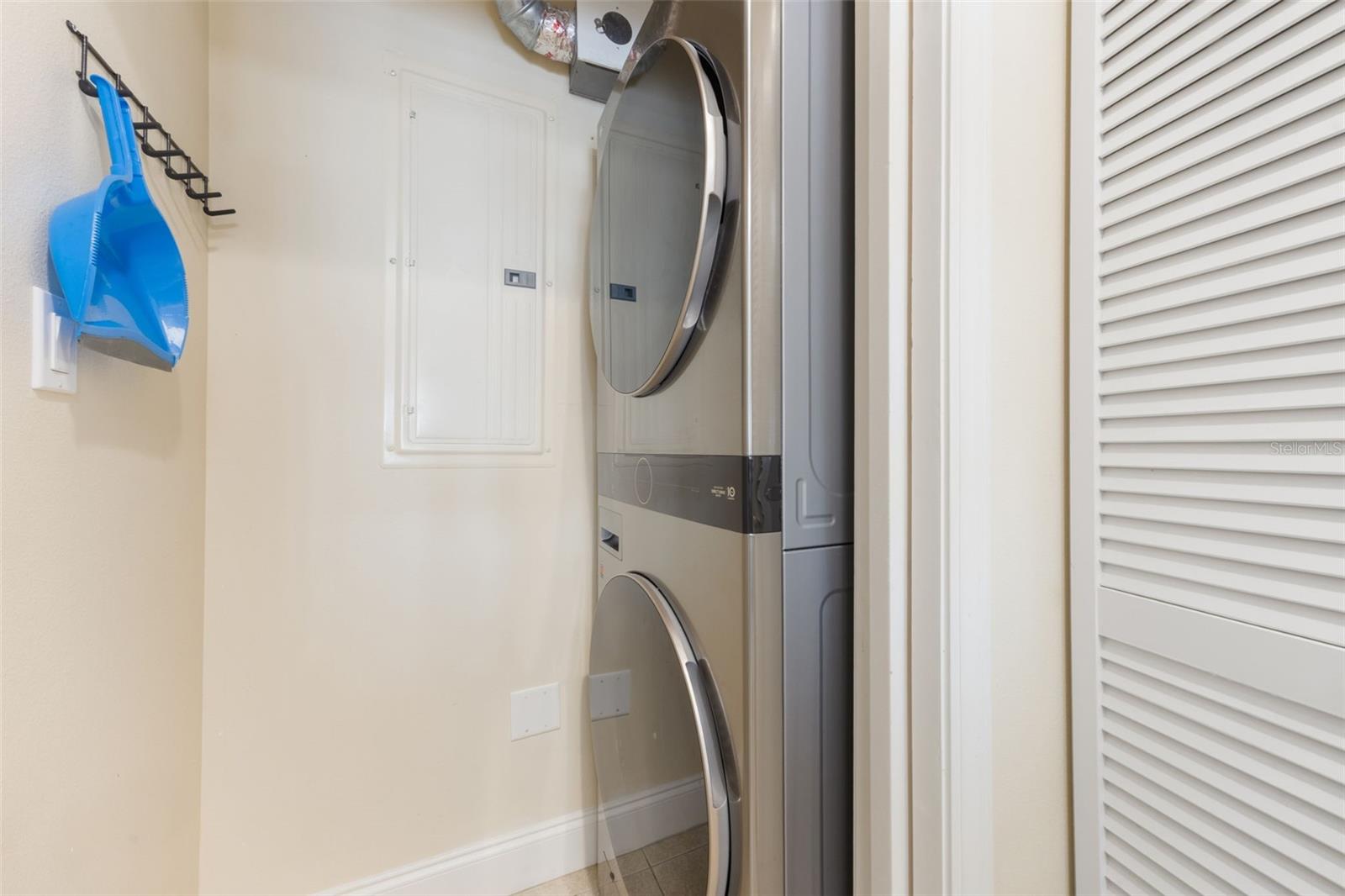 Image 29 of 42 For 13427 Blue Heron Beach Drive 1003