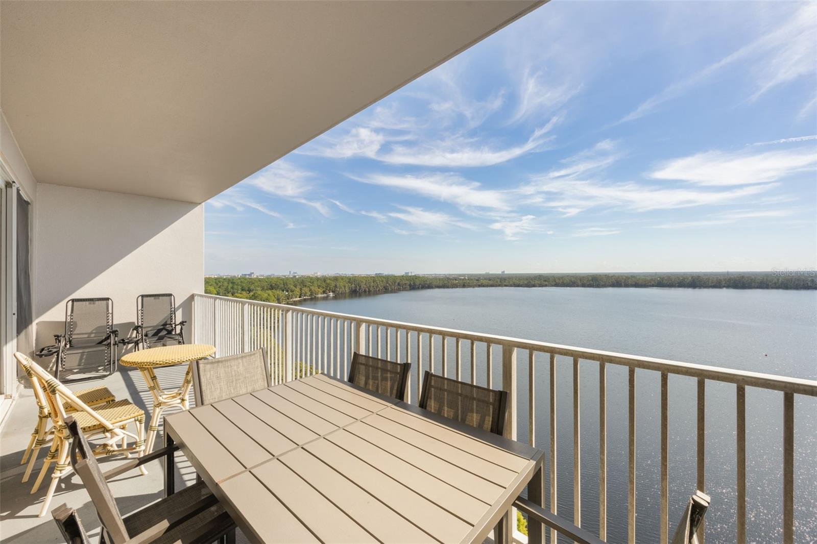 Image 5 of 42 For 13427 Blue Heron Beach Drive 1003