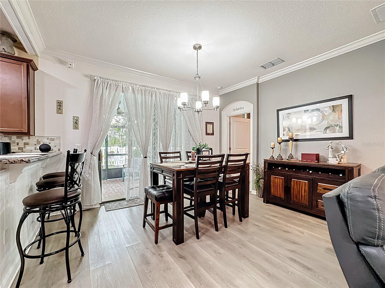 Image 7 of 45 For 4822 Ashurst Street