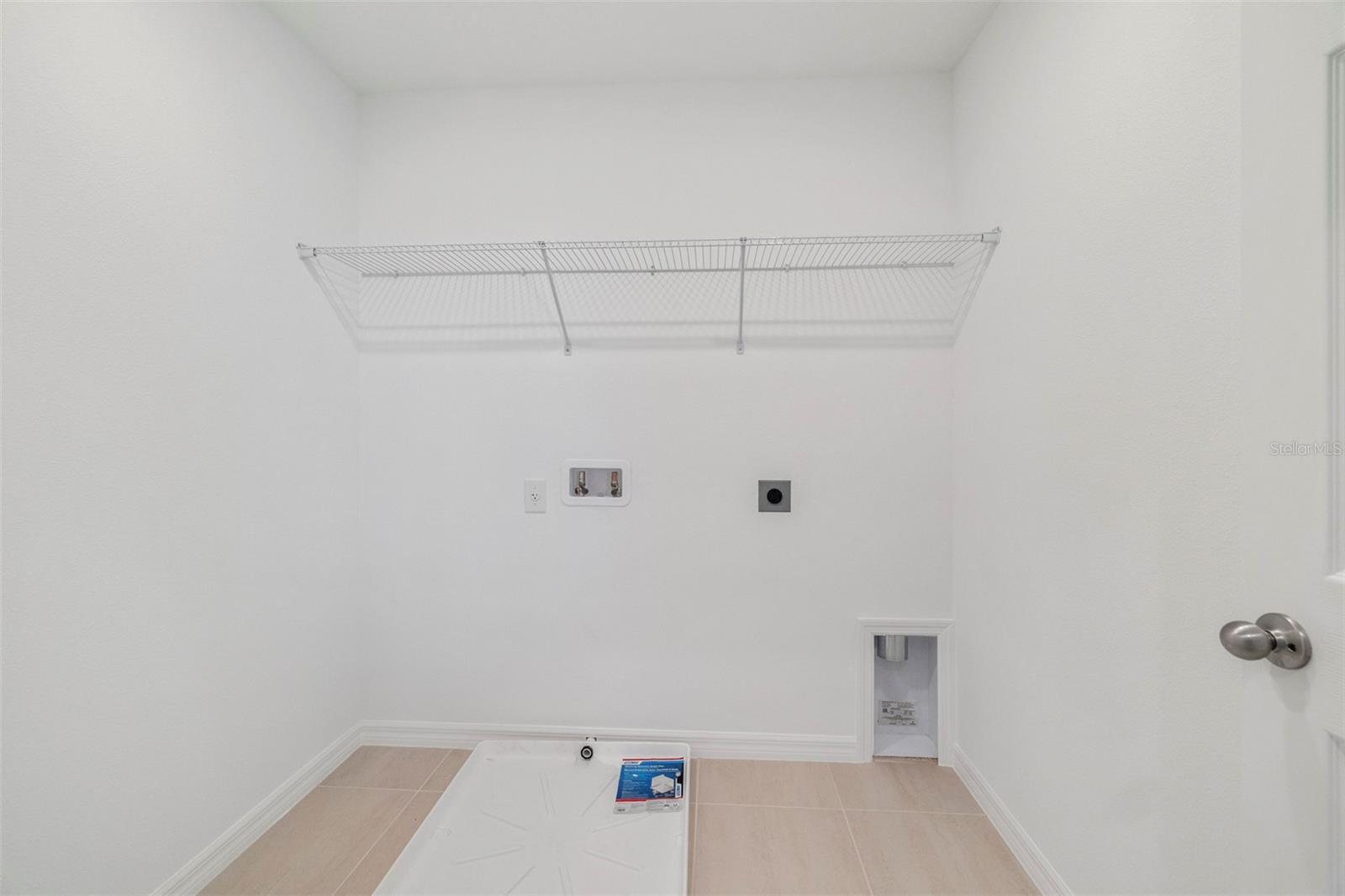 Image 7 of 17 For 1308 Sawgrass Hammock Lane