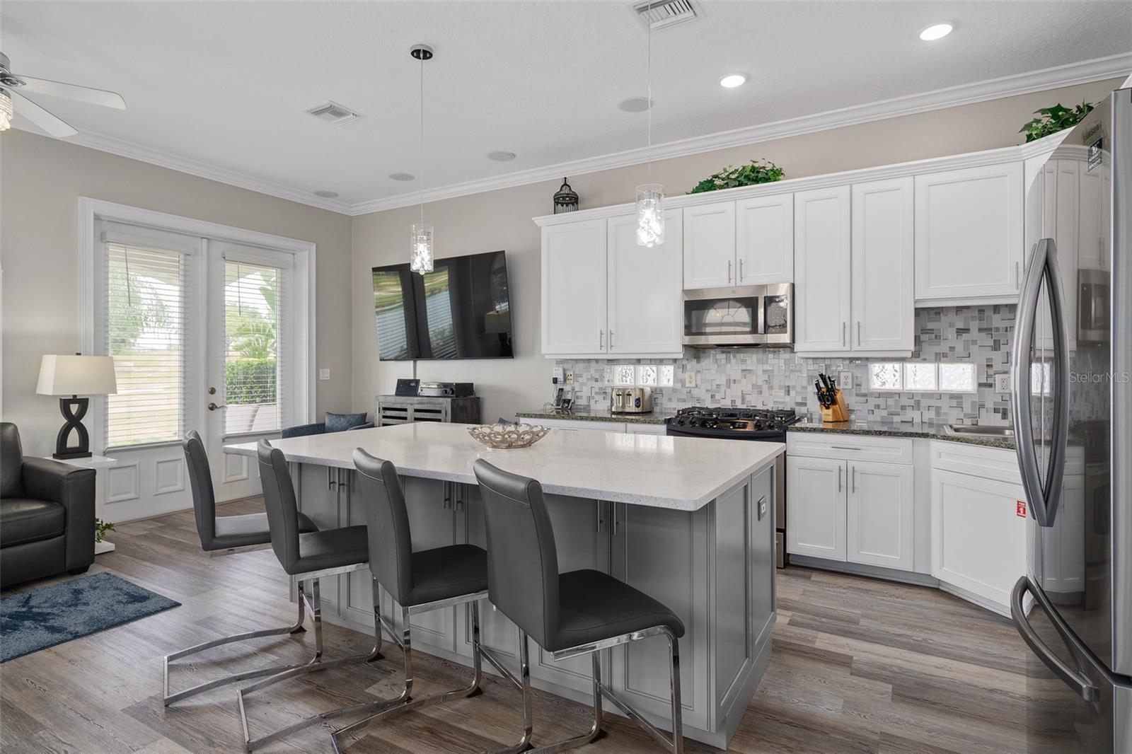 Image 13 of 92 For 1402 Titian Court