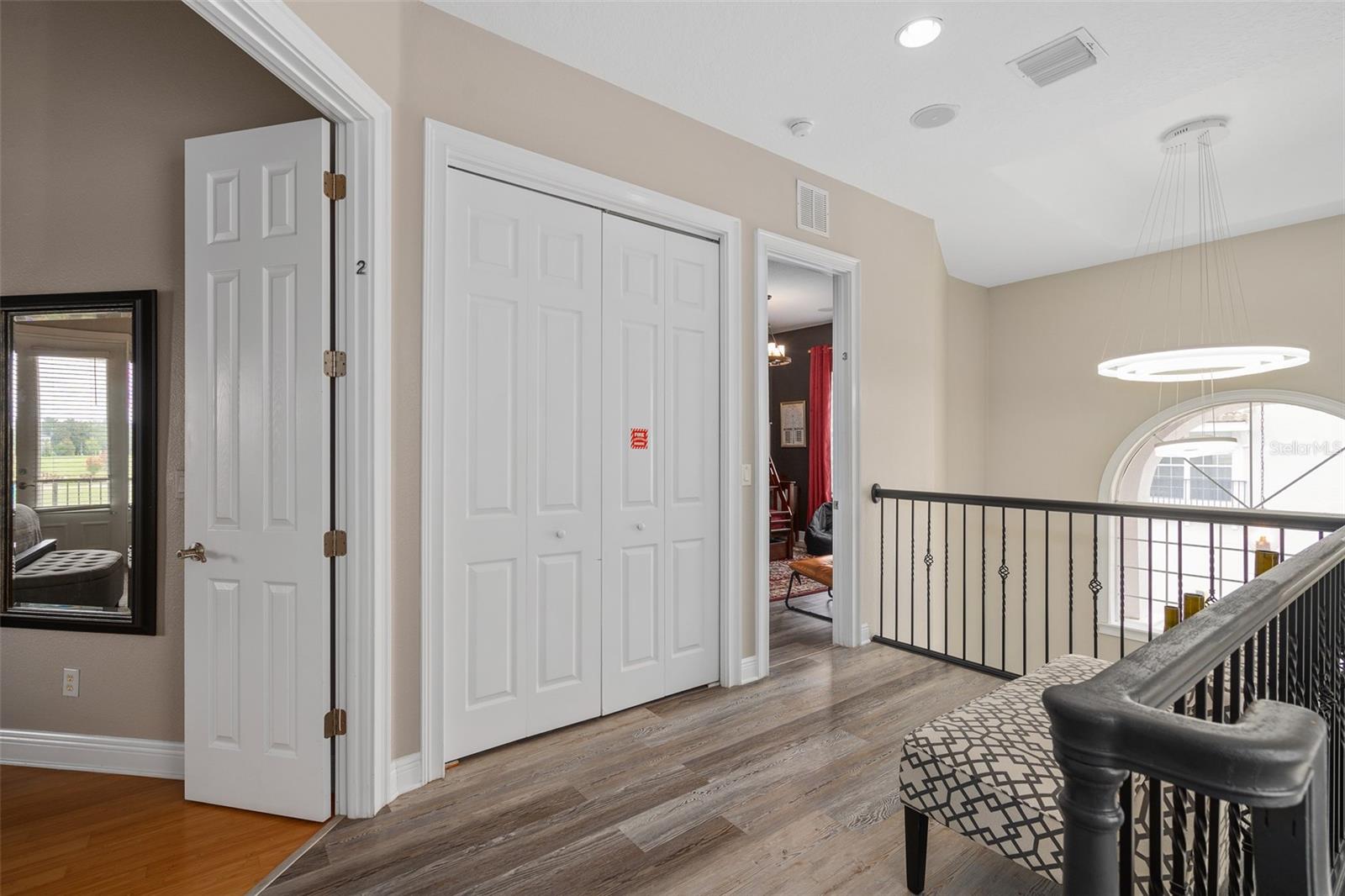 Image 28 of 92 For 1402 Titian Court