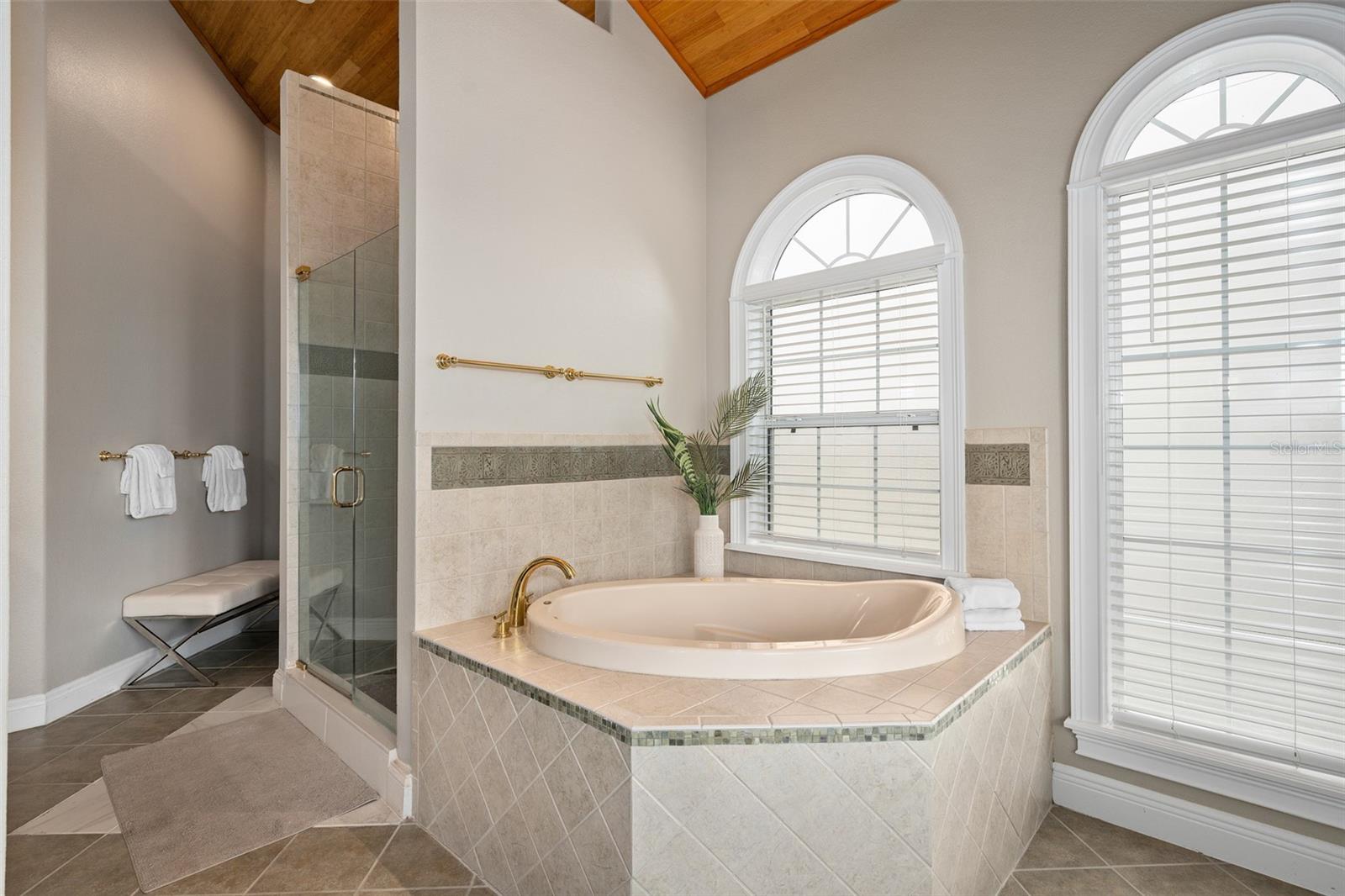 Image 35 of 92 For 1402 Titian Court