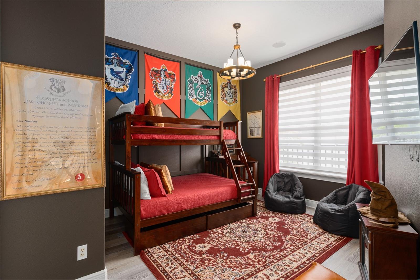 Image 41 of 92 For 1402 Titian Court