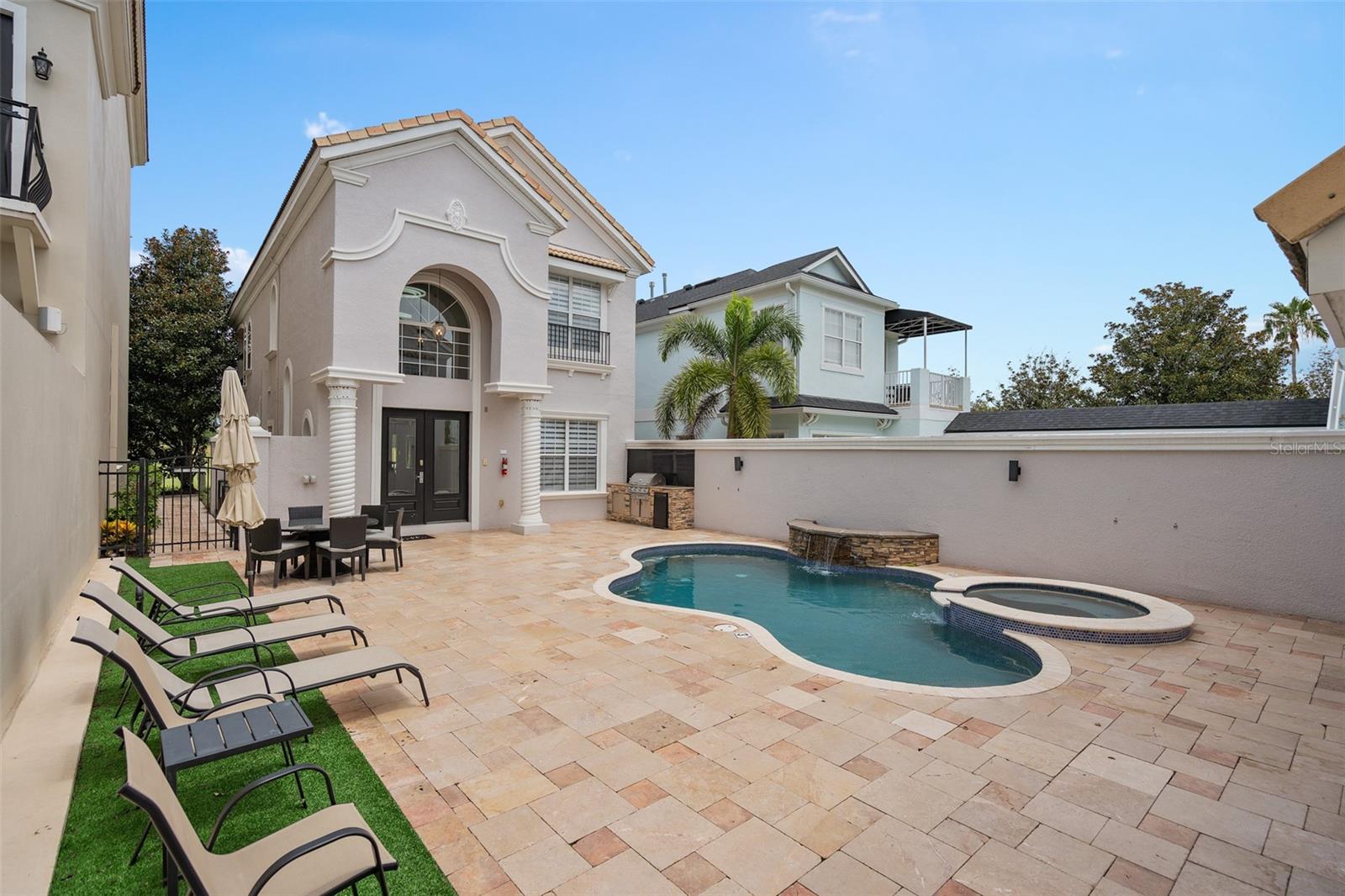 Image 53 of 92 For 1402 Titian Court