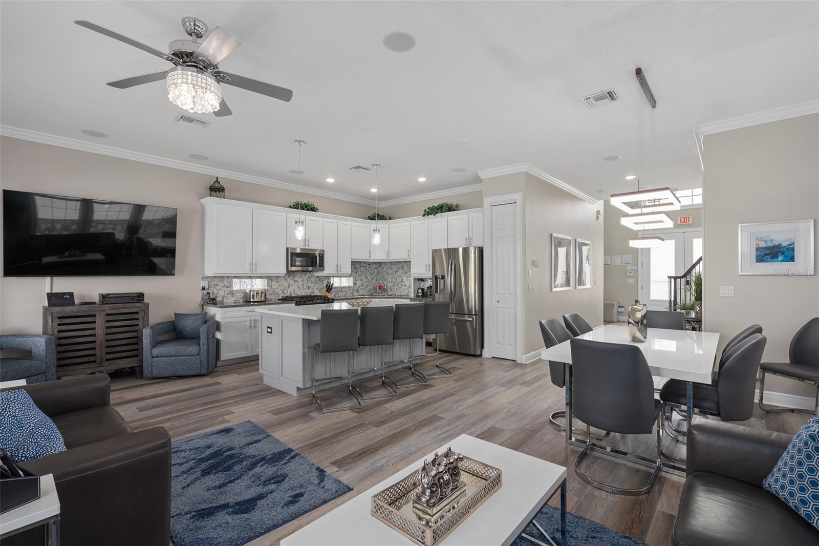 Image 9 of 92 For 1402 Titian Court