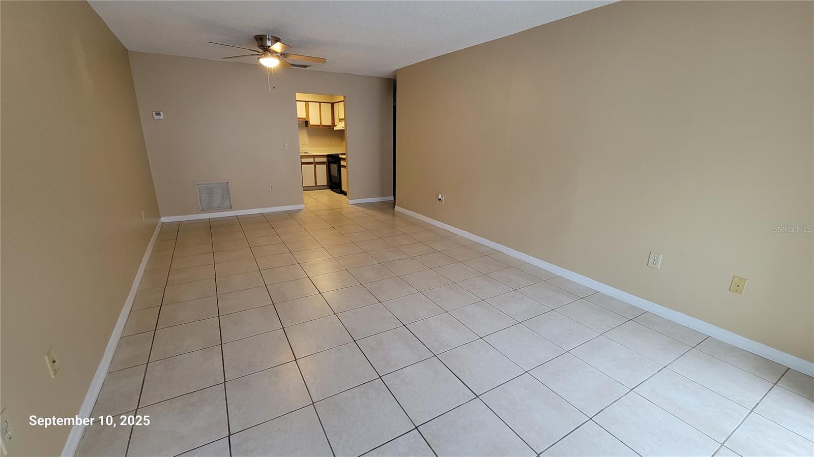 Image 10 of 27 For 4111 Semoran Boulevard 21