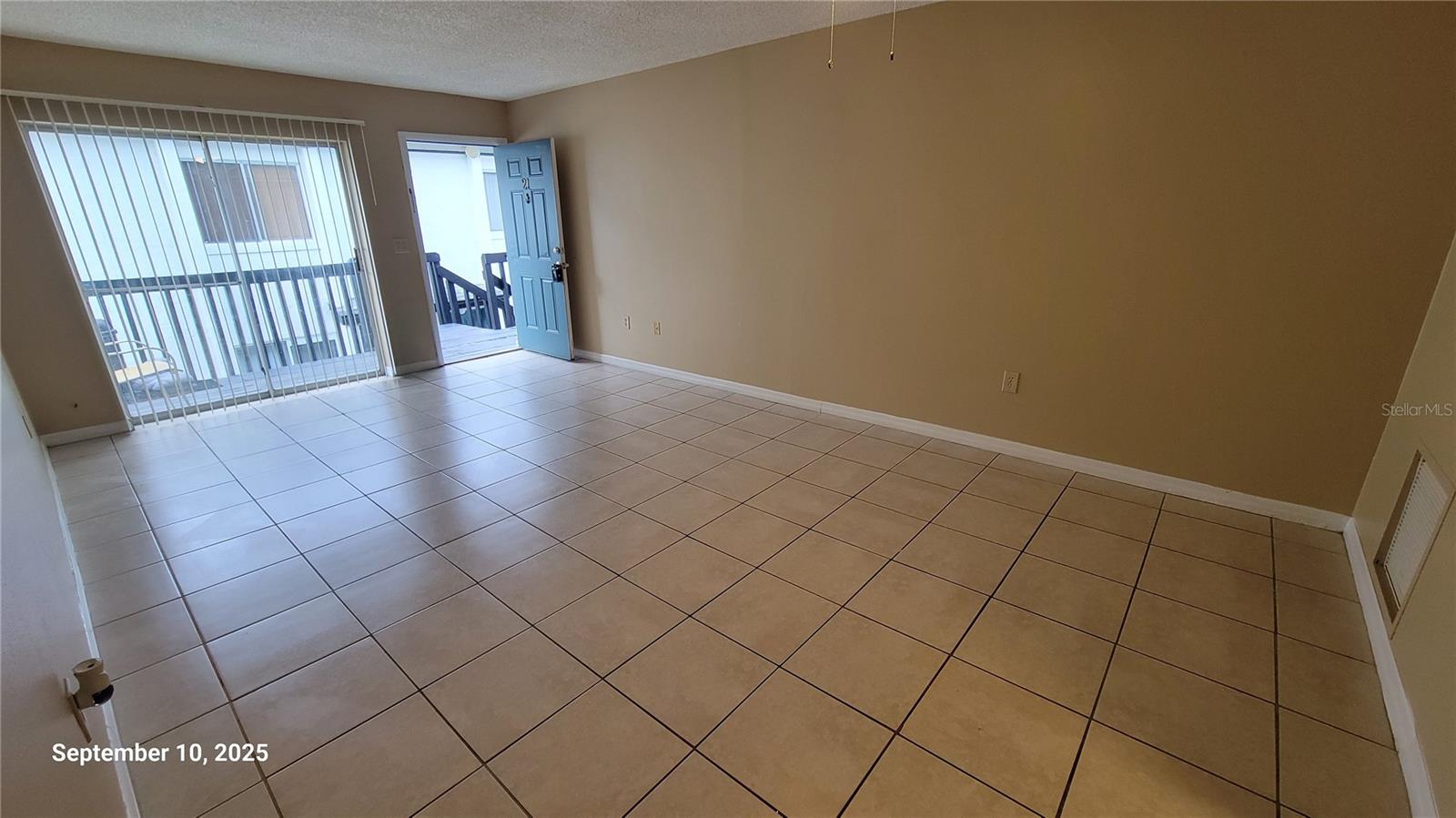 Image 11 of 27 For 4111 Semoran Boulevard 21