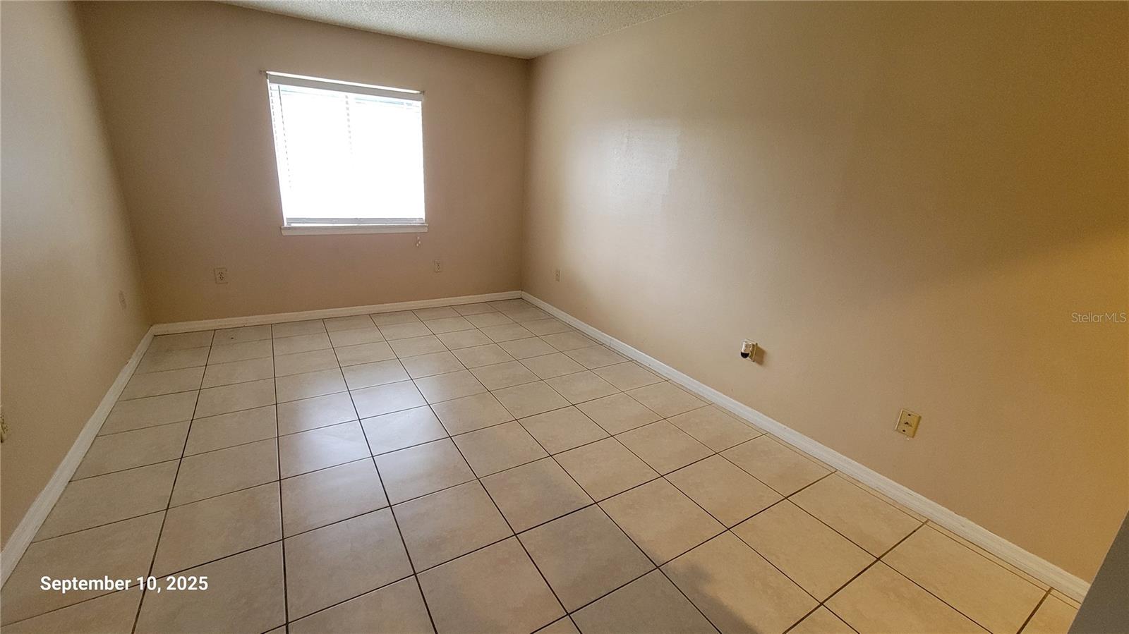Image 18 of 27 For 4111 Semoran Boulevard 21