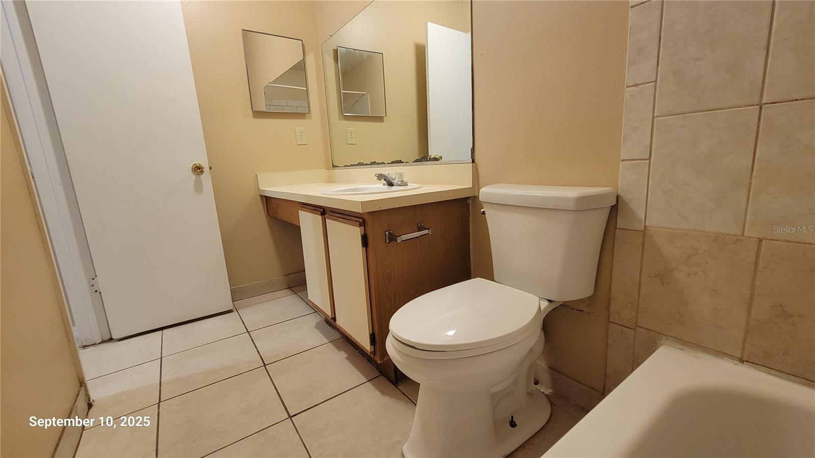 Image 21 of 27 For 4111 Semoran Boulevard 21