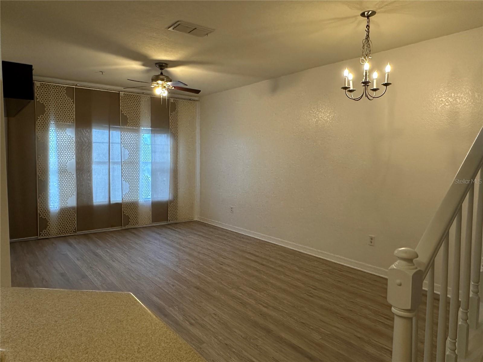 Image 13 of 22 For 2370 Grand Central Parkway 4
