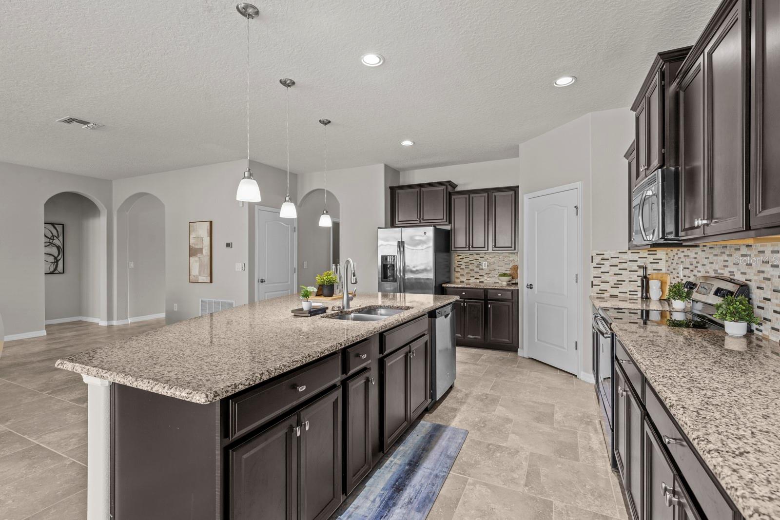 Image 16 of 47 For 1158 Rock Creek Street