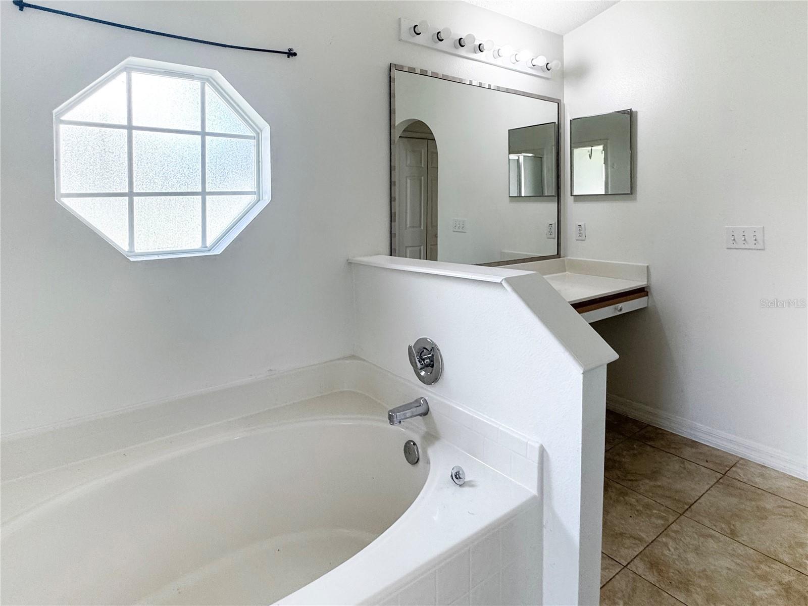 Image 15 of 19 For 2470 Augusta Way