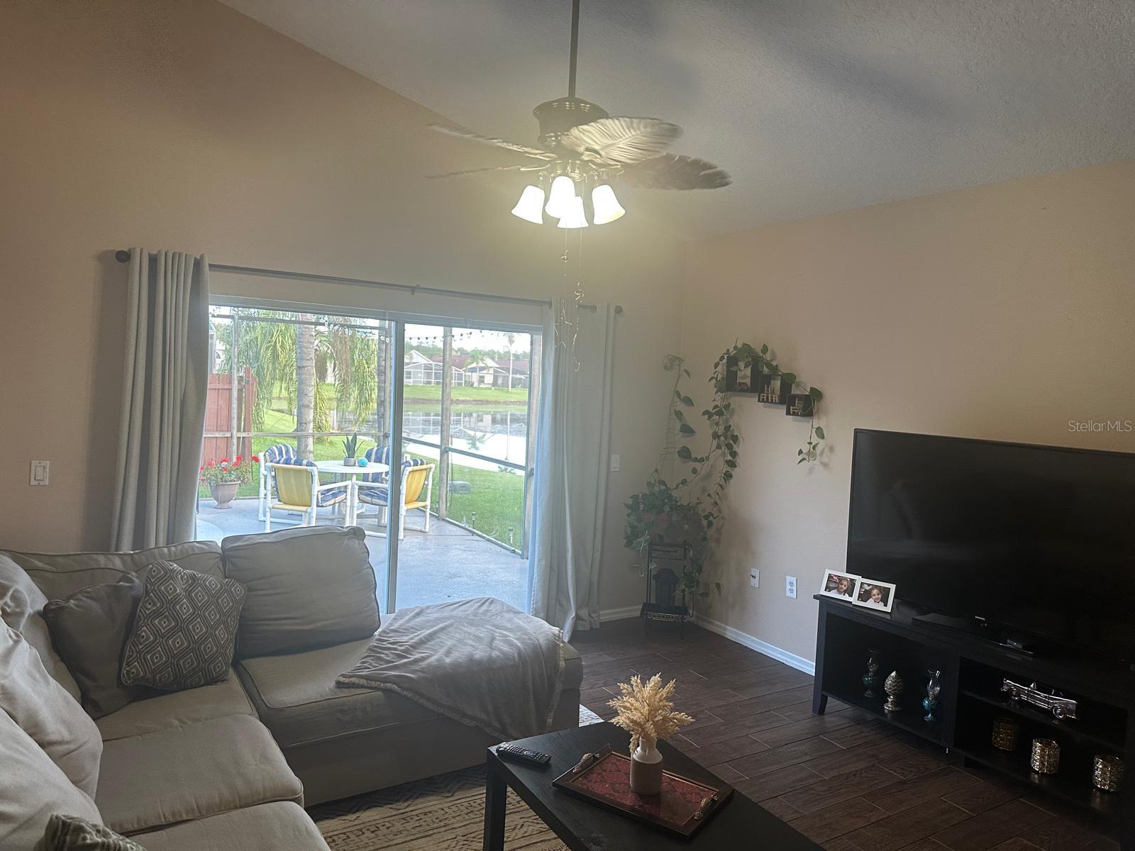 Image 4 of 6 For 1002 Prey Court