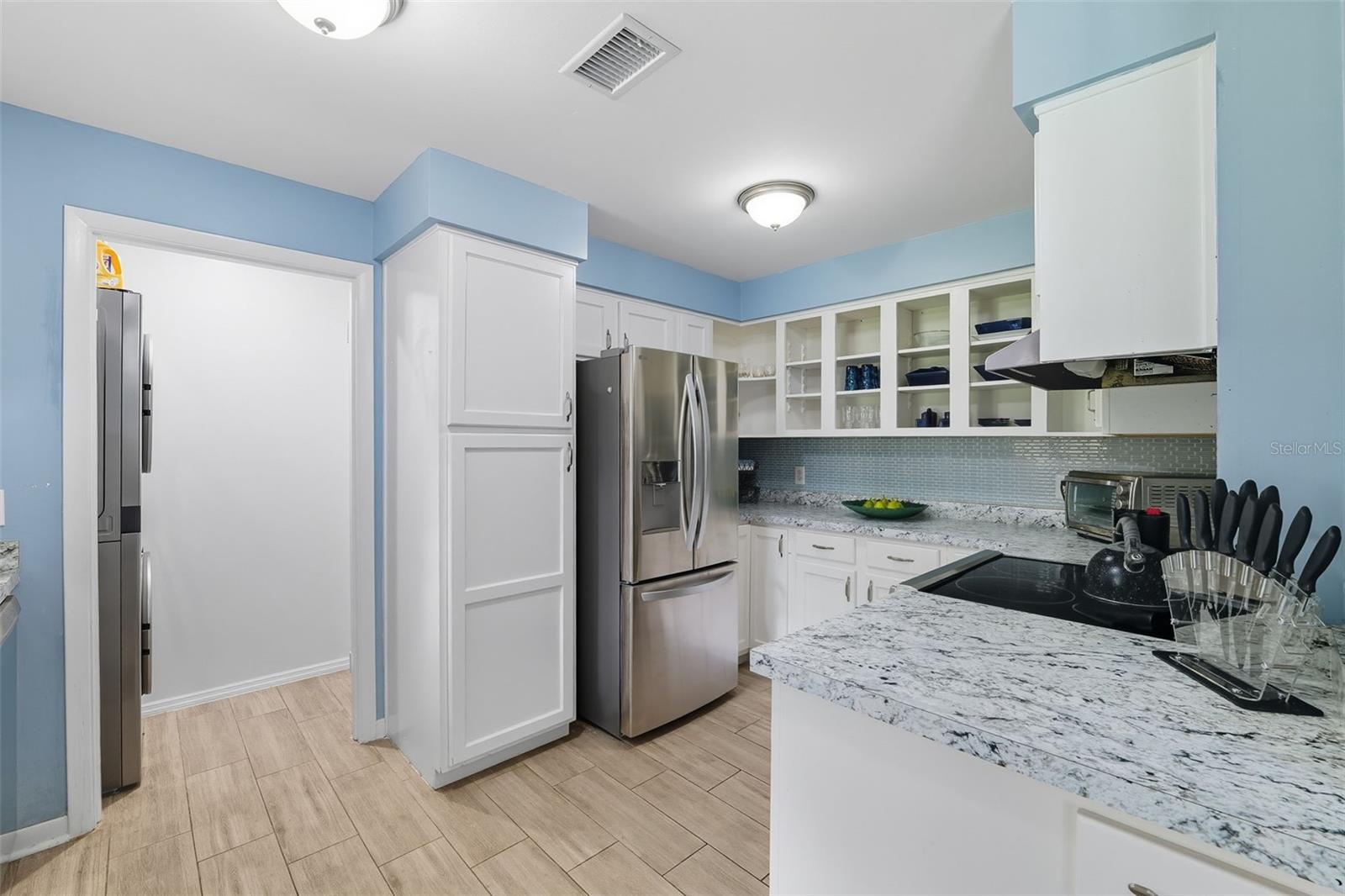 Image 11 of 27 For 1005 Schuylkill Street
