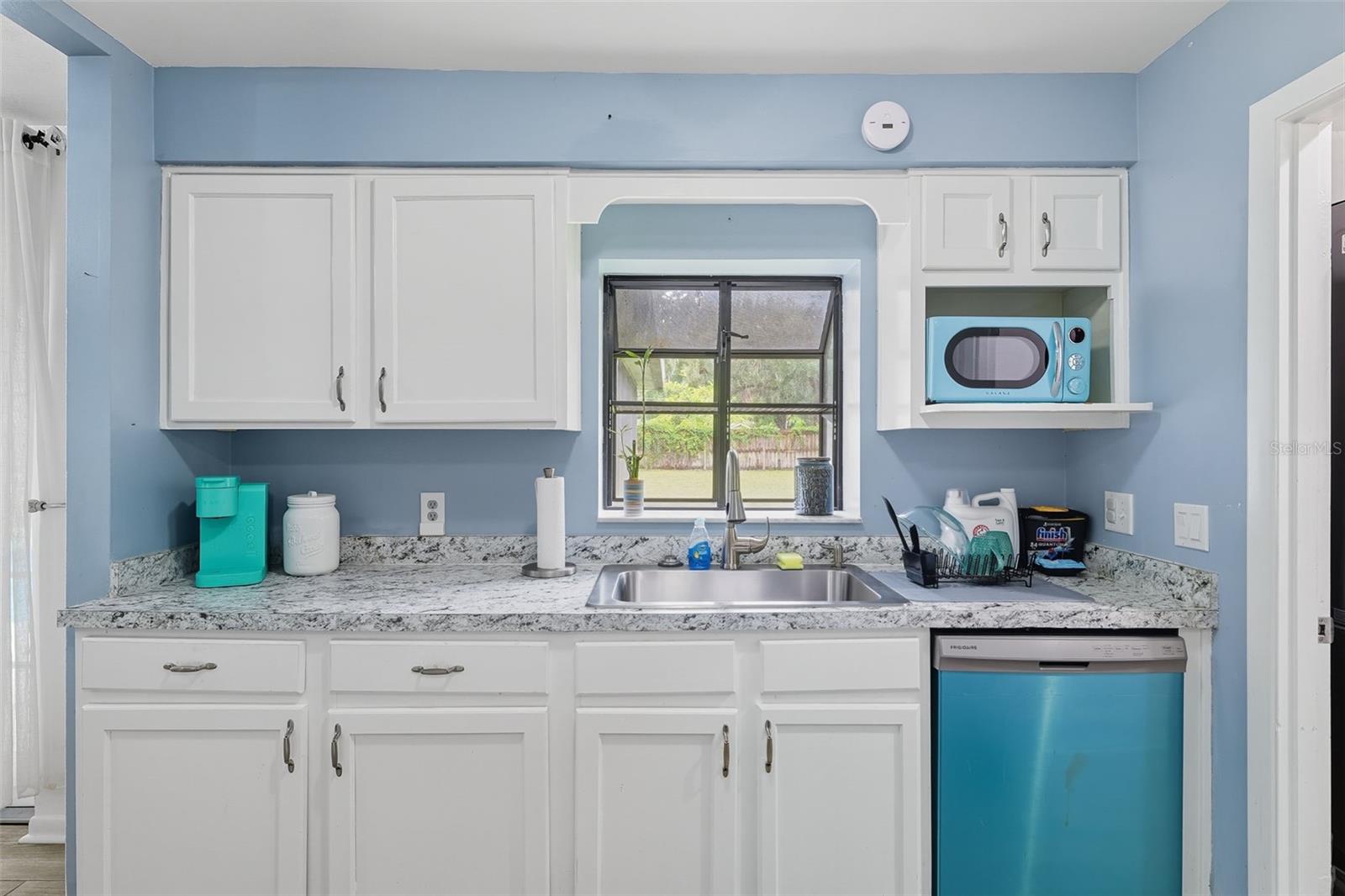Image 9 of 27 For 1005 Schuylkill Street