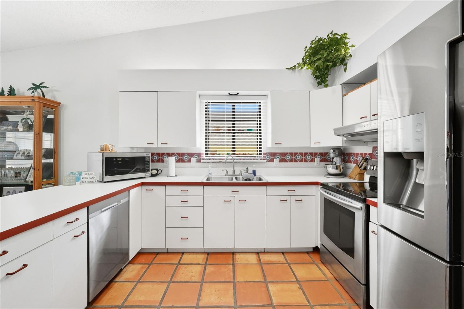 Image 12 of 33 For 2701 Canterclub Trail